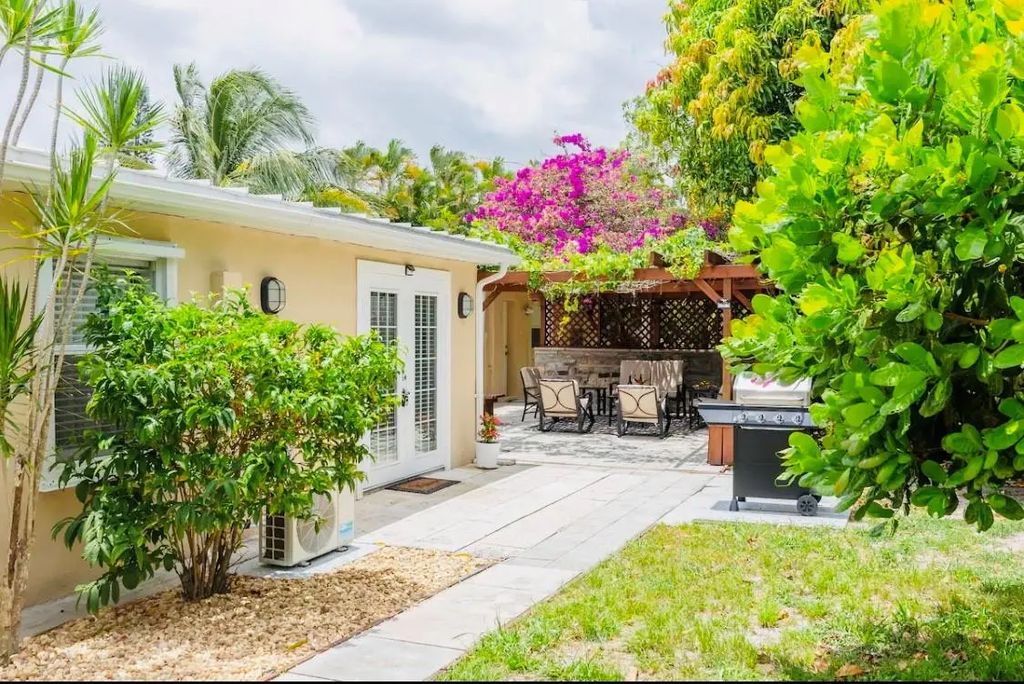 279 Hach Lane, West Palm Beach