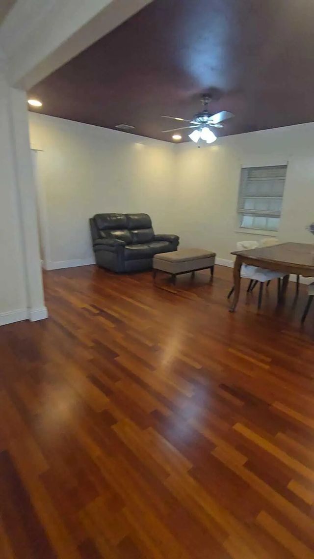 2 of 13 - 1435 Ne 182nd Street, North Miami Beach, FL