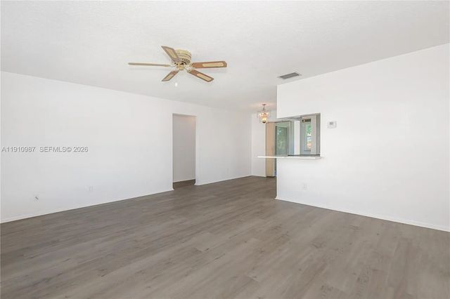 3 of 34 - 340 Leisure Boulevard, Pompano Beach, FL
