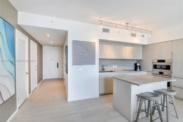 4 of 37 - 4010 S Ocean Drive #r3206, Hollywood, FL