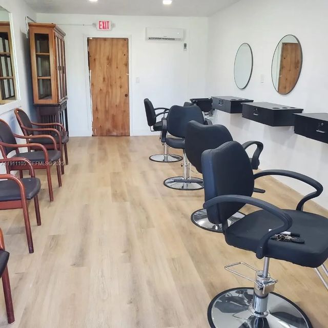 4 of 19 - 512 Sw 6th Avenue, Homestead, FL