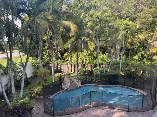3 of 24 - 12353 Natalies Cove Road, Cooper City, FL