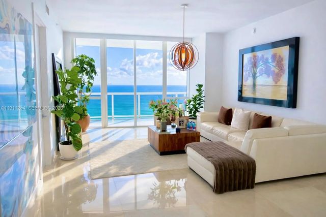 16001 Collins Avenue #2203, Sunny Isles Beach