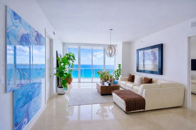 2 of 14 - 16001 Collins Avenue #2203, Sunny Isles Beach, FL