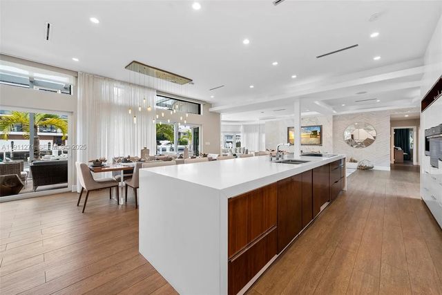 2 of 42 - 1319 Seminole Drive, Fort Lauderdale, FL
