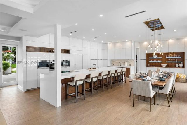 4 of 42 - 1319 Seminole Drive, Fort Lauderdale, FL
