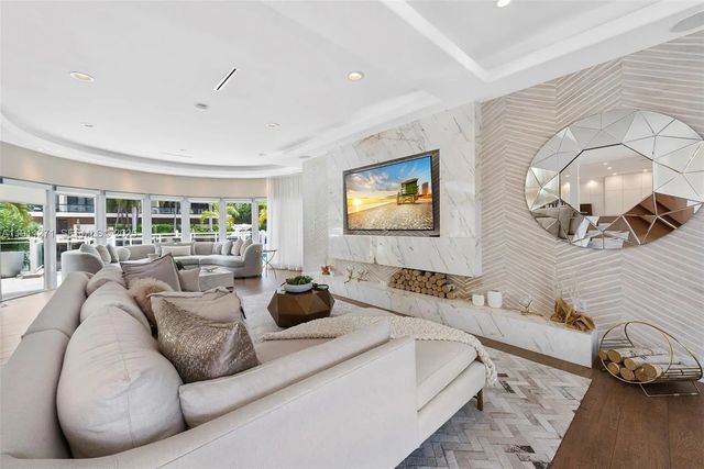 5 of 42 - 1319 Seminole Drive, Fort Lauderdale, FL