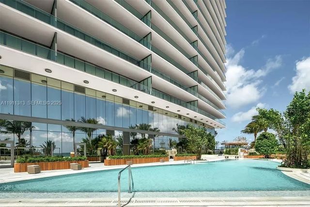 2 of 3 - 18975 Collins Avenue #3104, Sunny Isles Beach, FL