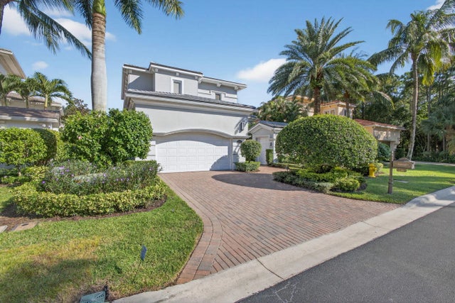 186 Viera Drive, Palm Beach Gardens