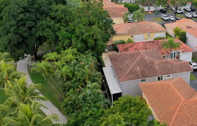 4 of 38 - 5754 Nw 98th Avenue, Doral, FL