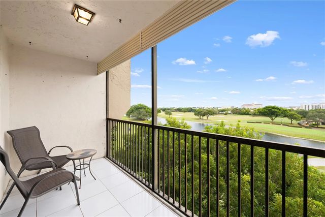 5 of 21 - 3300 W Rolling Hills Circle #610, Davie, FL