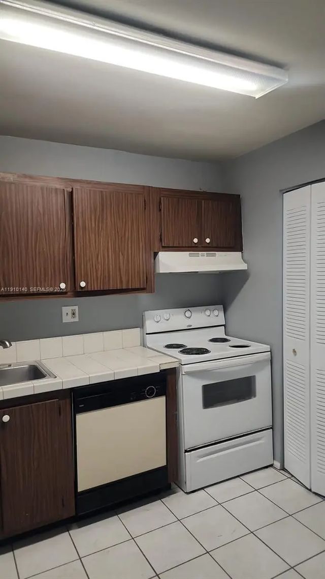 7900 S Colony Circle S #304, Tamarac