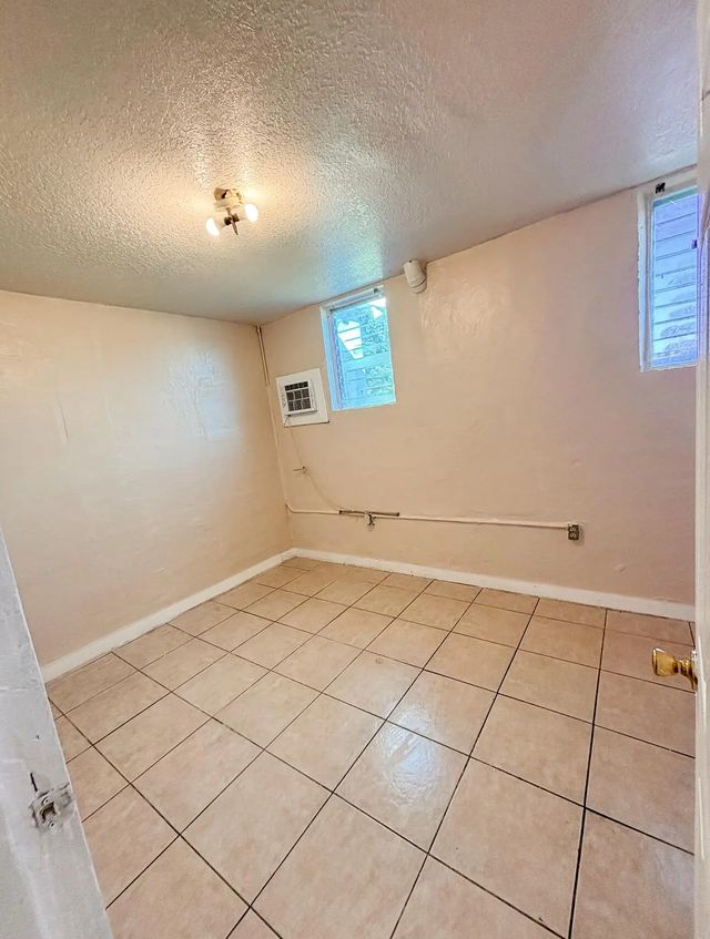 4 of 15 - 433 N 9th N Street, Fort Pierce, FL