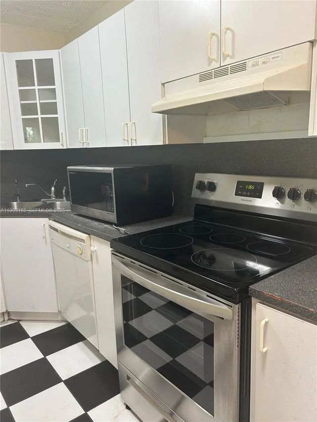 5 of 15 - 14850 Naranja Lakes Boulevard #b1g, Homestead, FL