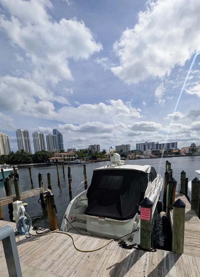 400 Sunny Isles Boulevard, Sunny Isles Beach