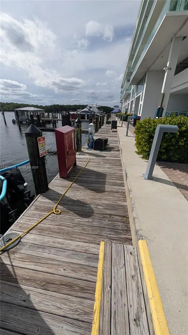 4 of 5 - 400 Sunny Isles Boulevard, Sunny Isles Beach, FL