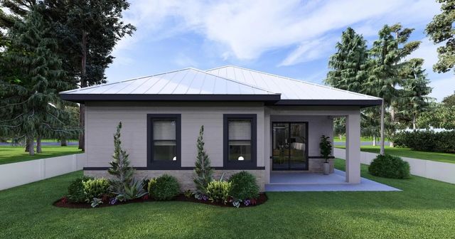 2 of 9 - 107 N 21st Street N, Fort Pierce, FL