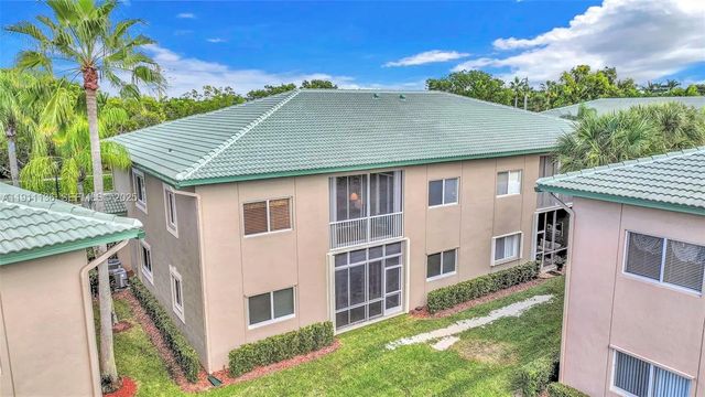 2 of 55 - 7921 E Exeter Boulevard E #202, Tamarac, FL