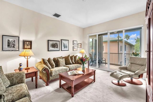 4 of 55 - 7921 E Exeter Boulevard E #202, Tamarac, FL