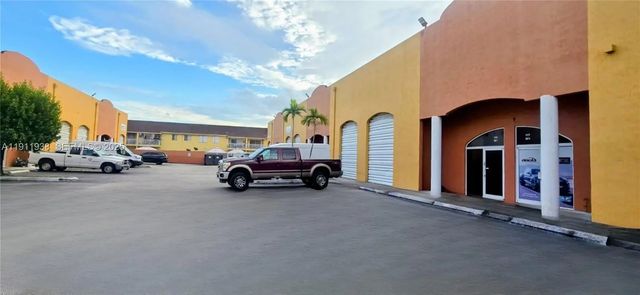 2954 W 84th Street #118, Hialeah