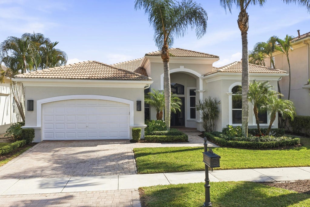 328 Vizcaya Drive, Palm Beach Gardens