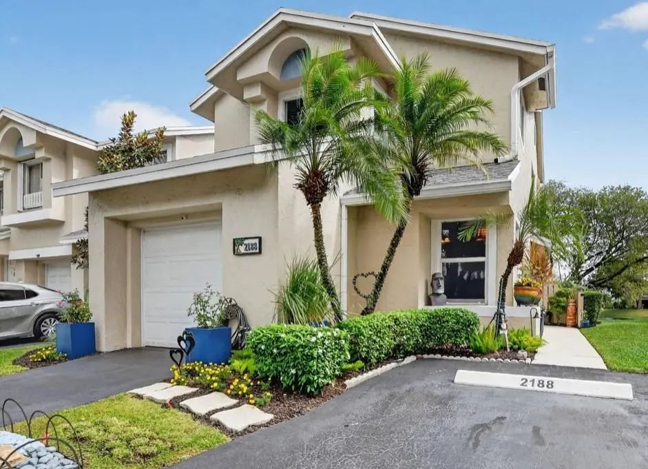 2188 Discovery Circle #2188, Deerfield Beach