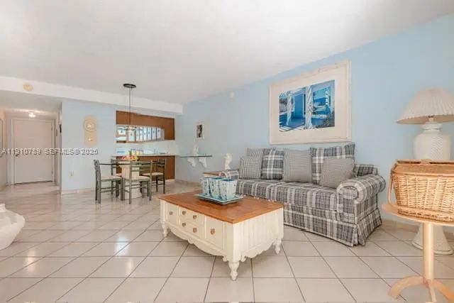 2 of 27 - 1890 W 56th Street #1423, Hialeah, FL