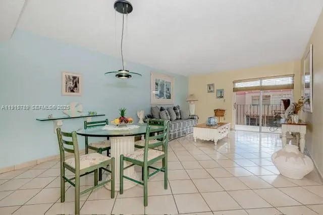 4 of 27 - 1890 W 56th Street #1423, Hialeah, FL