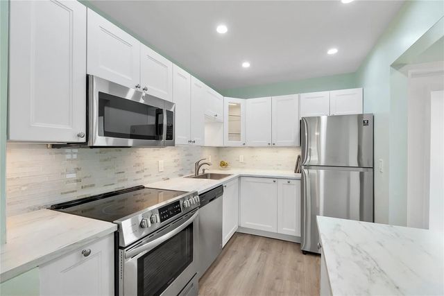 5 of 43 - 1951 Ne 39th Street #156, Lighthouse Point, FL
