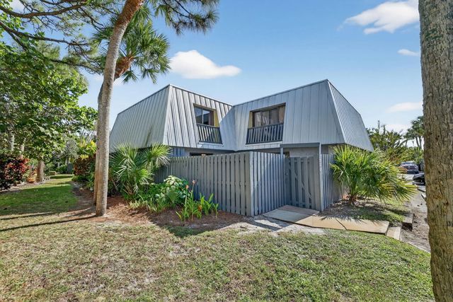 3860 Jefferson Street, Stuart