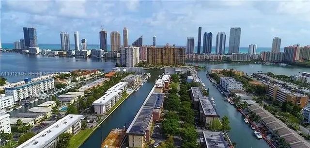 3551 Ne 169th Street #306, North Miami Beach