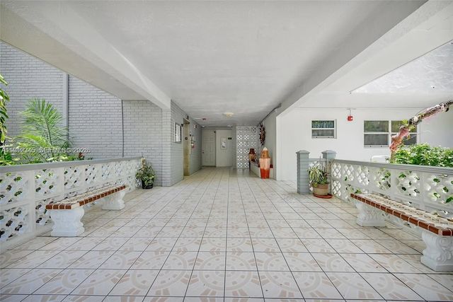 5 of 21 - 3551 Ne 169th Street #306, North Miami Beach, FL