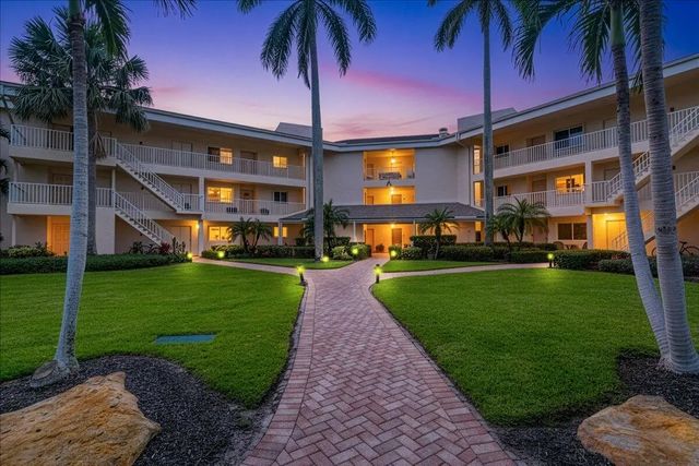 2 of 68 - 2370 Ne Ocean Boulevard #a201, Stuart, FL