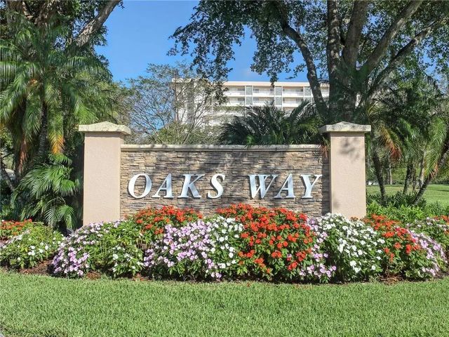 3503 Oaks Way #513, Pompano Beach