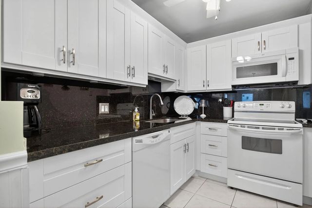 4 of 37 - 2850 Ne 14th Street Causeway #107, Pompano Beach, FL