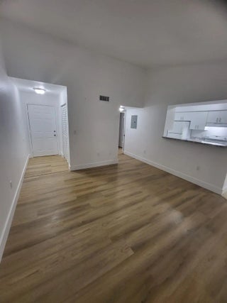 Photo of Listing #F10536424