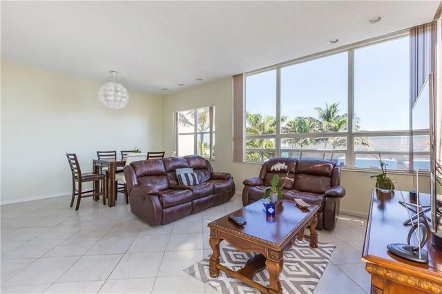 326 Harrison Street #302a, Hollywood