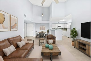 Photo of Listing #R11139988