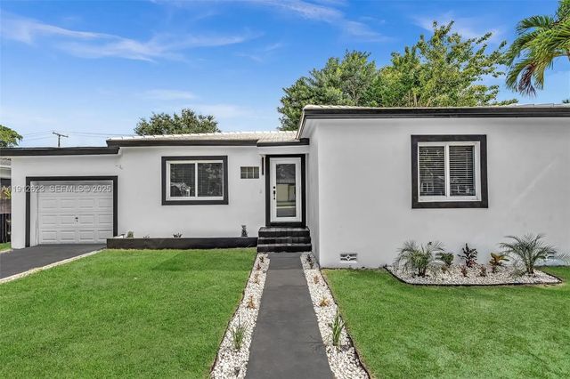 4 of 42 - 141 Nw 89th Street, El Portal, FL