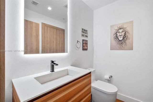 4 of 74 - 3470 E Coast Avenue #ph202, Miami, FL