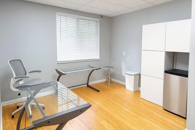 3 of 5 - 5595 Orange Drive #201, Davie, FL