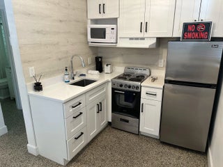 Photo of Listing #R11140082