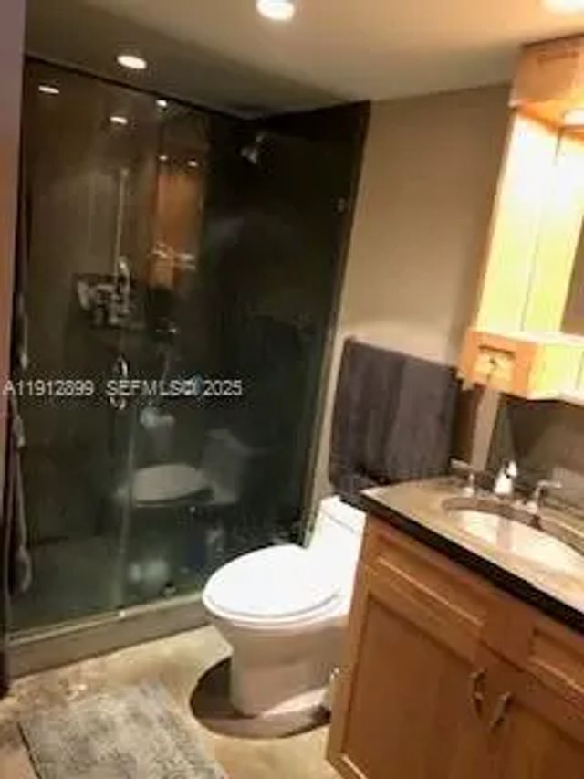2 of 24 - 1688 West Avenue #405, Miami Beach, FL