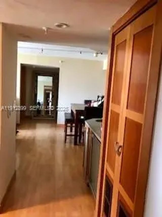 4 of 24 - 1688 West Avenue #405, Miami Beach, FL