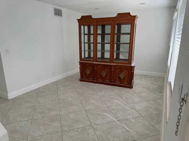 5 of 17 - 5328 Bosque Lane #67, West Palm Beach, FL