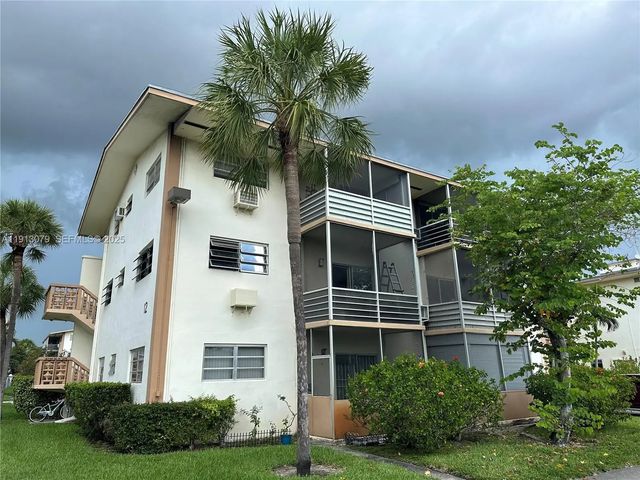 16790 Ne 14th Avenue #202, Miami