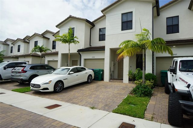3 of 47 - 23010 Sw 128th Place #23010, Miami, FL
