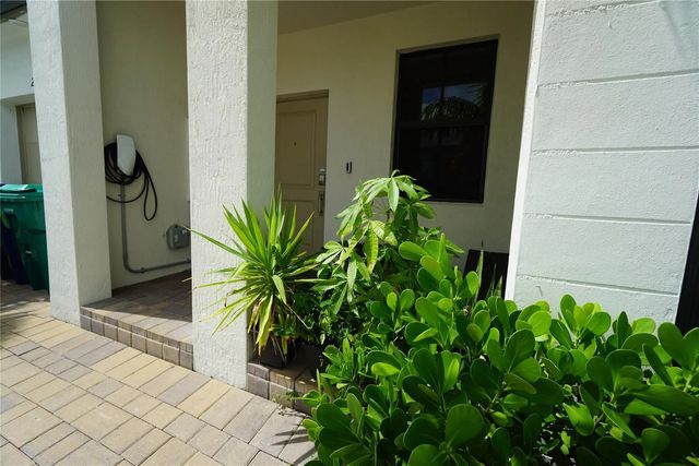 4 of 47 - 23010 Sw 128th Place #23010, Miami, FL