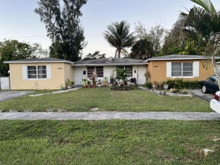 Photo of Listing #R11140382