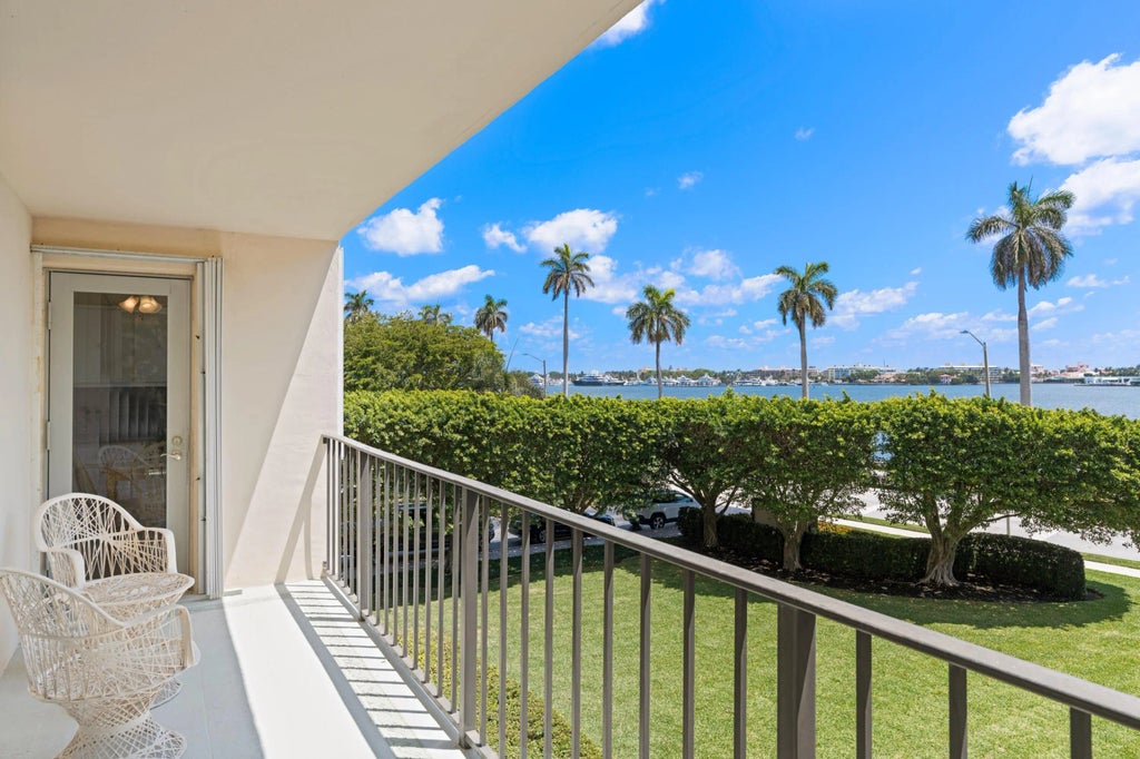 1801 S Flagler Drive #202, West Palm Beach